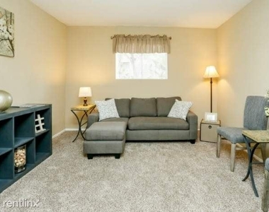 6425 Westheimer Road - Photo Thumbnail 3