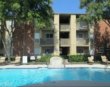 6565 Mccallum Boulevard - Photo Thumbnail 9