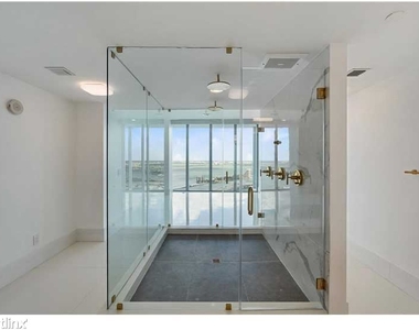 888 Biscayne Blvd # A1310 - Photo Thumbnail 1