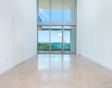 900 Biscayne Blvd # 1306 - Photo Thumbnail 2