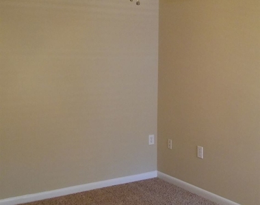 1351 Crab Orchard Dr Apt 102 - Photo Thumbnail 3