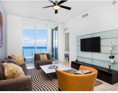 15811 Collins Ave - Photo Thumbnail 1