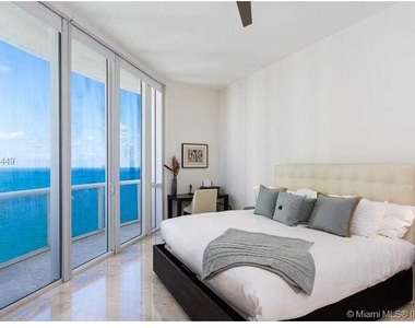 15811 Collins Ave - Photo Thumbnail 19