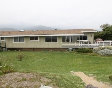 635 Sand Point Rd - Photo Thumbnail 4