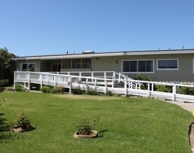 635 Sand Point Rd - Photo Thumbnail 2