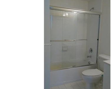 2475 Brickell Ave Apt 1304 - Photo Thumbnail 4