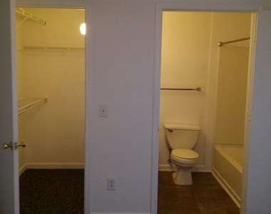 1500 Graduate Ln Apt 303 - Photo Thumbnail 5