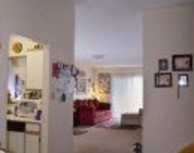 2501 Erin Way - Photo Thumbnail 1