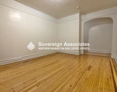 565 Fort Washington Avenue - Photo Thumbnail 2