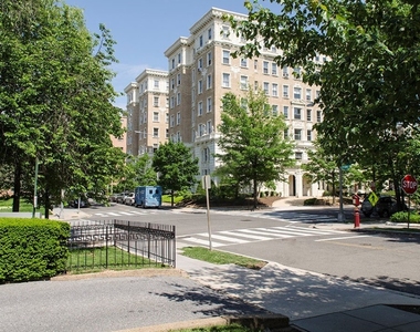 2100 Connecticut Avenue, Nw - Photo Thumbnail 9