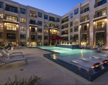 801 Town And Country Boulevard - Photo Thumbnail 81