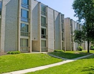 1432 Hampshire West Court - Photo Thumbnail 0