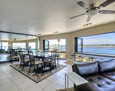 2595 Ocean Front Walk - Photo Thumbnail 4