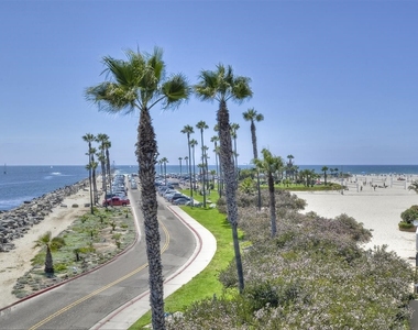 2595 Ocean Front Walk - Photo Thumbnail 1