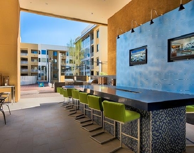 601 West Rio Salado Parkway - Photo Thumbnail 10