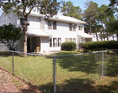 302 Blessinger Drive - Photo Thumbnail 14