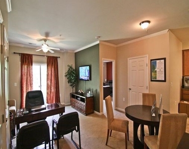 10275 Dorchester Place - Photo Thumbnail 7