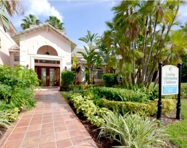 216 Three Islands Boulevard - Photo Thumbnail 12