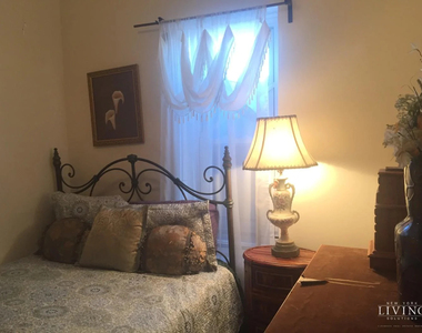 660 Carroll Street - Photo Thumbnail 5