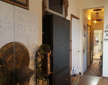 660 Carroll Street - Photo Thumbnail 8