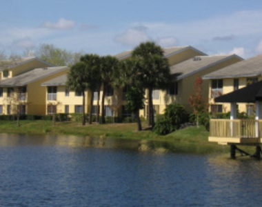 1171 Lakepointe Landing - Photo Thumbnail 5