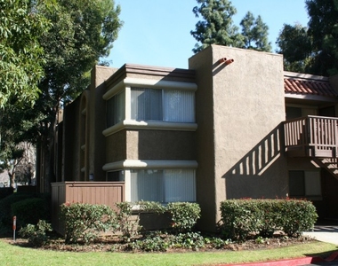 650 East Bonita Avenue - Photo Thumbnail 2