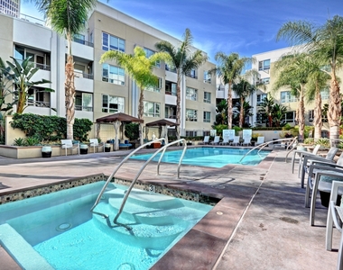 5550 Wilshire Blvd #203 - Photo Thumbnail 1