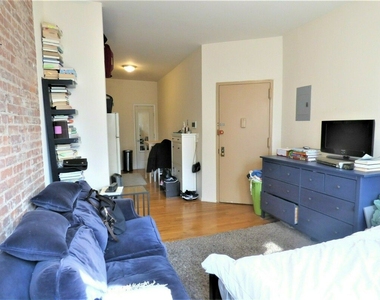 526 East 85th Street - Photo Thumbnail 1