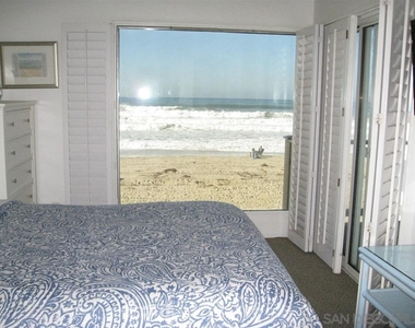 3755 Ocean Front Walk - Photo Thumbnail 20