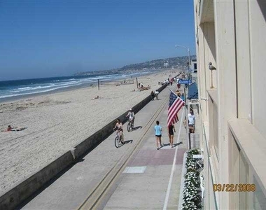 3755 Ocean Front Walk - Photo Thumbnail 13