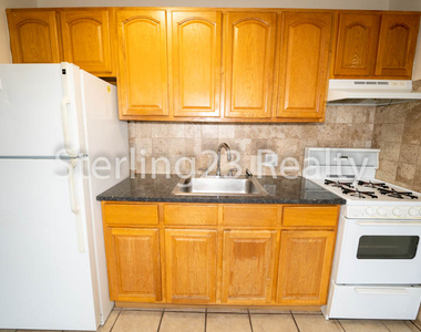 21-35 21st Avenue - Photo Thumbnail 4