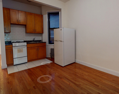 east 36 st  - Photo Thumbnail 3