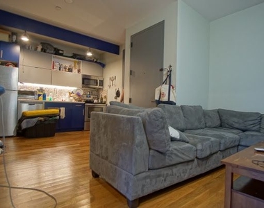 27 Woodbine St Brooklyn, NY 11221, USA - Photo Thumbnail 8