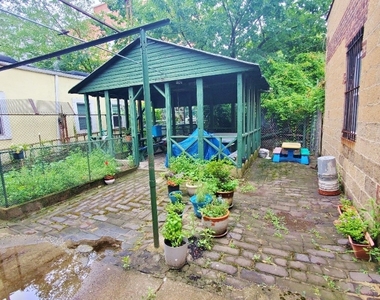 26-34 18th street, Astoria, NY 11102 - Photo Thumbnail 11