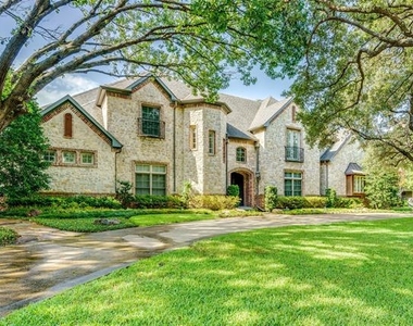 11225 Russwood Circle - Photo Thumbnail 1