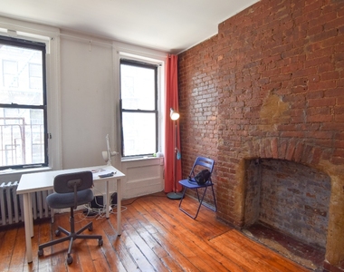 176 Suffolk Street - Photo Thumbnail 6