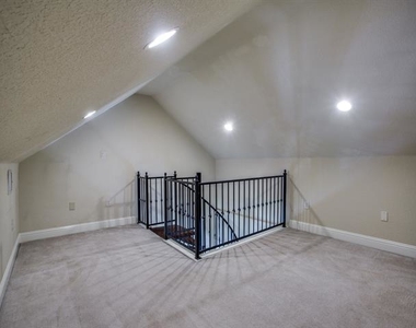 1209 Virginia Place - Photo Thumbnail 26