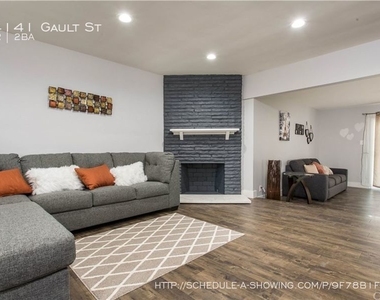 14141 Gault St - Photo Thumbnail 5