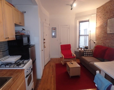 1515 Lexington Avenue - Photo Thumbnail 0