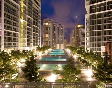 465 Brickell Ave - Photo Thumbnail 50