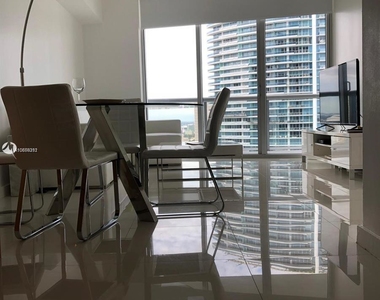 465 Brickell Ave - Photo Thumbnail 29