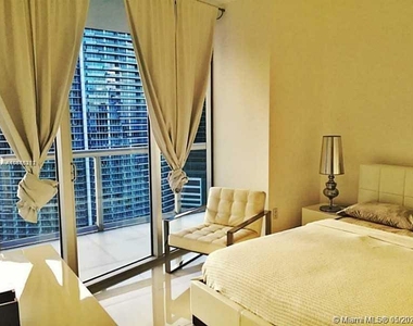 465 Brickell Ave - Photo Thumbnail 37