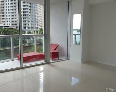 465 Brickell Ave - Photo Thumbnail 7