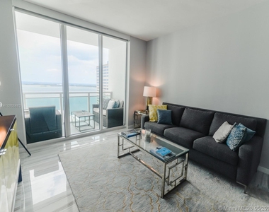 951 Brickell Ave - Photo Thumbnail 0