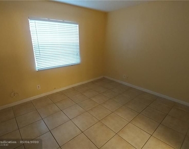 3212 Coral Ridge Dr - Photo Thumbnail 18