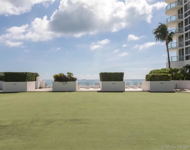 6365 Collins Ave - Photo Thumbnail 42