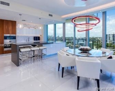 701 N Fort Lauderdale Blvd - Photo Thumbnail 16