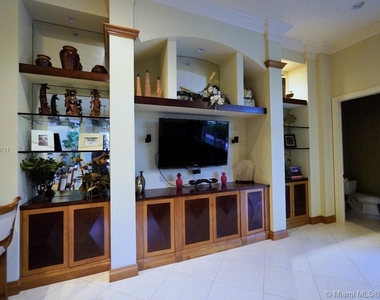 10997 Canary Island Ct - Photo Thumbnail 45