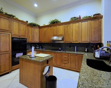 10997 Canary Island Ct - Photo Thumbnail 35