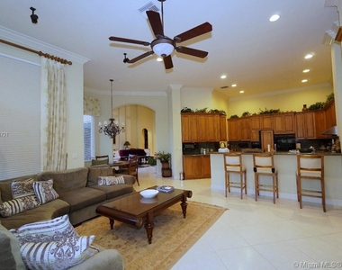 10997 Canary Island Ct - Photo Thumbnail 41